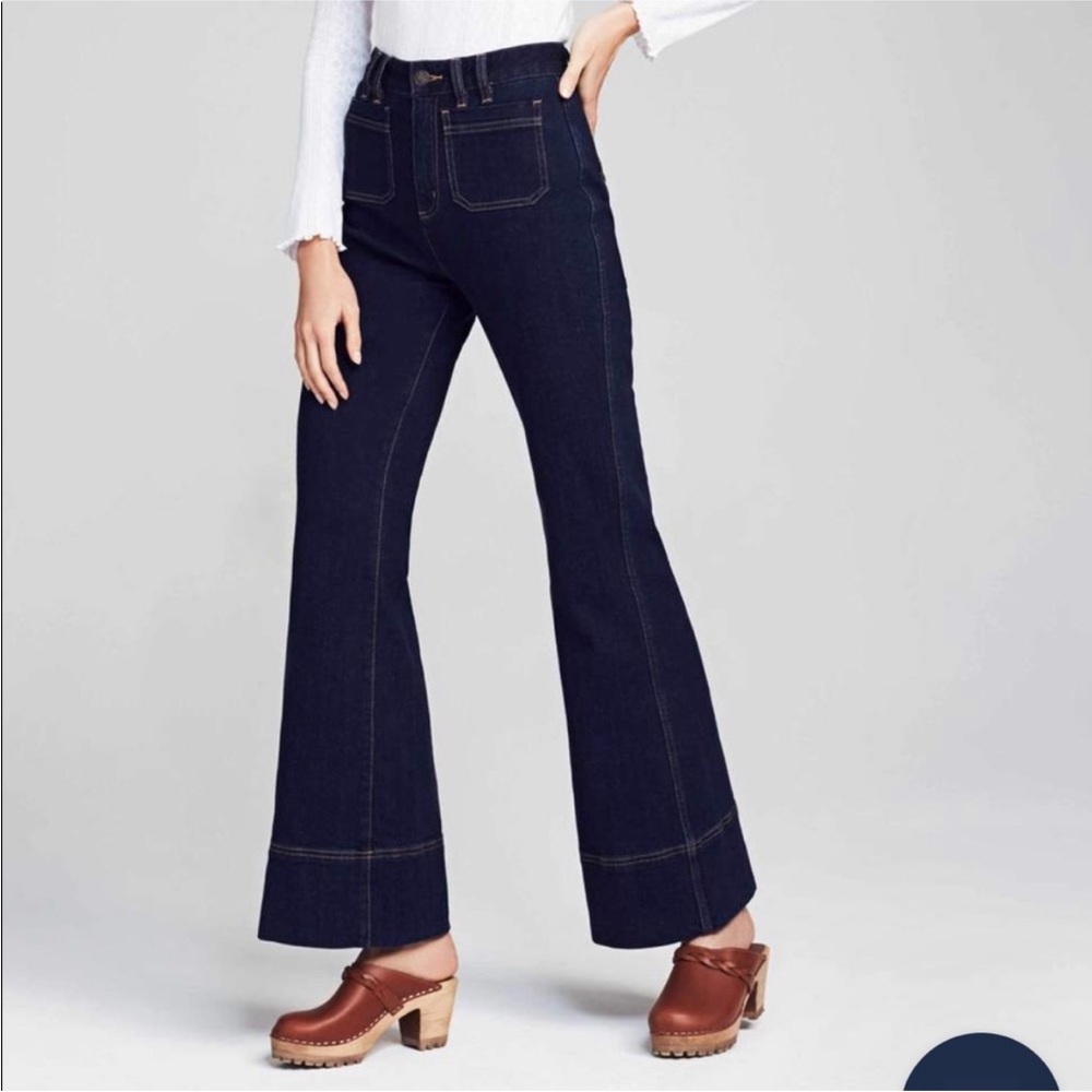 Faherty Ranger Jeans in Indigo High Rise Flare - 25